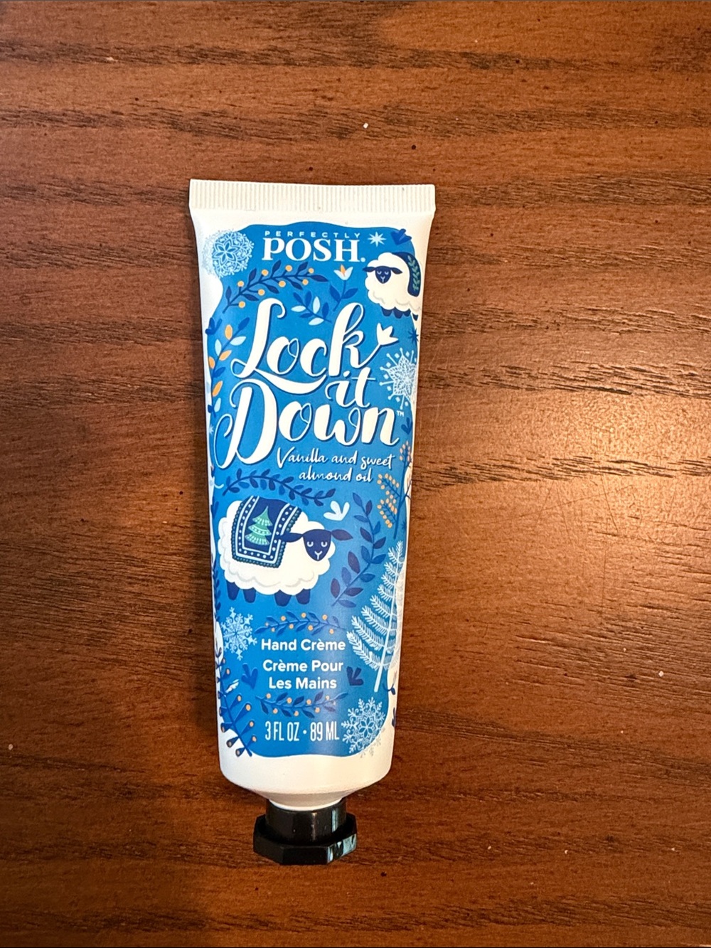 Perfectly Posh Lock It Down Blue Hand Crème - Vanilla & Sweet Almond